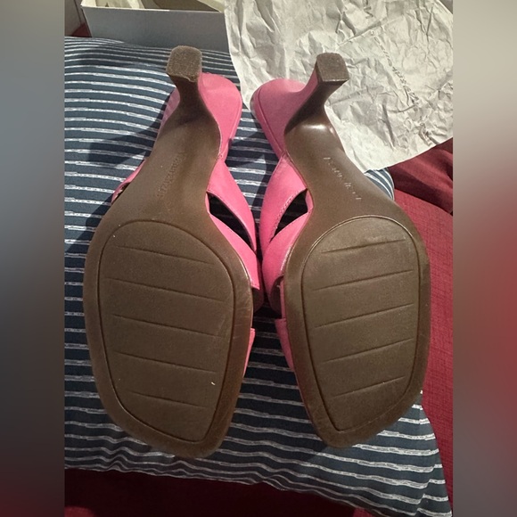 Naturalizer leather Sonya sandals•Color: Passion Pink •Size: 7.5W •NEW IN BOX - Picture 8 of 13